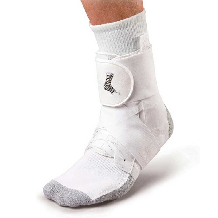 Бандаж На Голеностоп MUELLER 45531 THE ONE ANKLE BRACE SM
